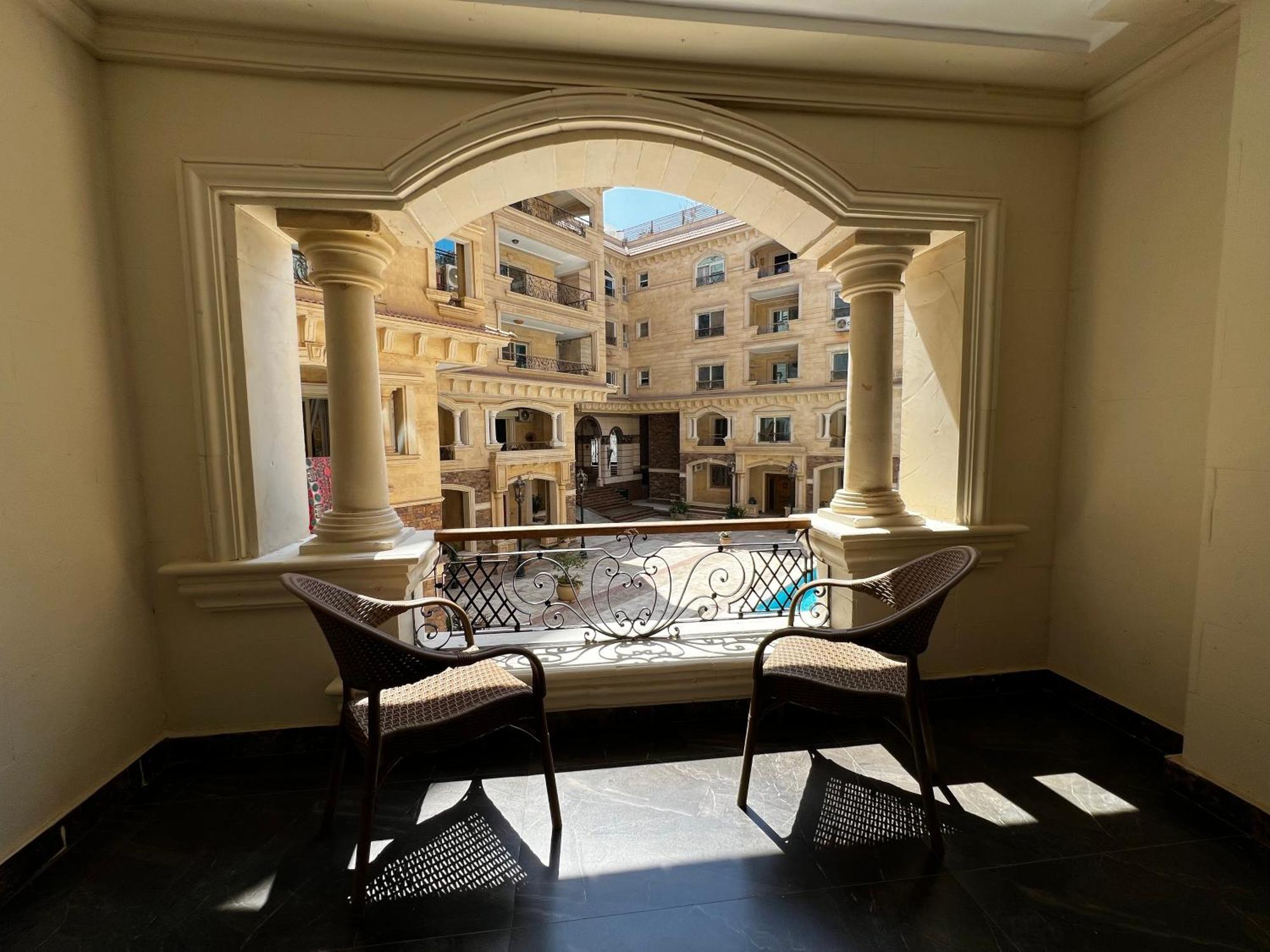 Onyx Pyramids Boutique Hotel Al Kawm al Akhdar Экстерьер фото