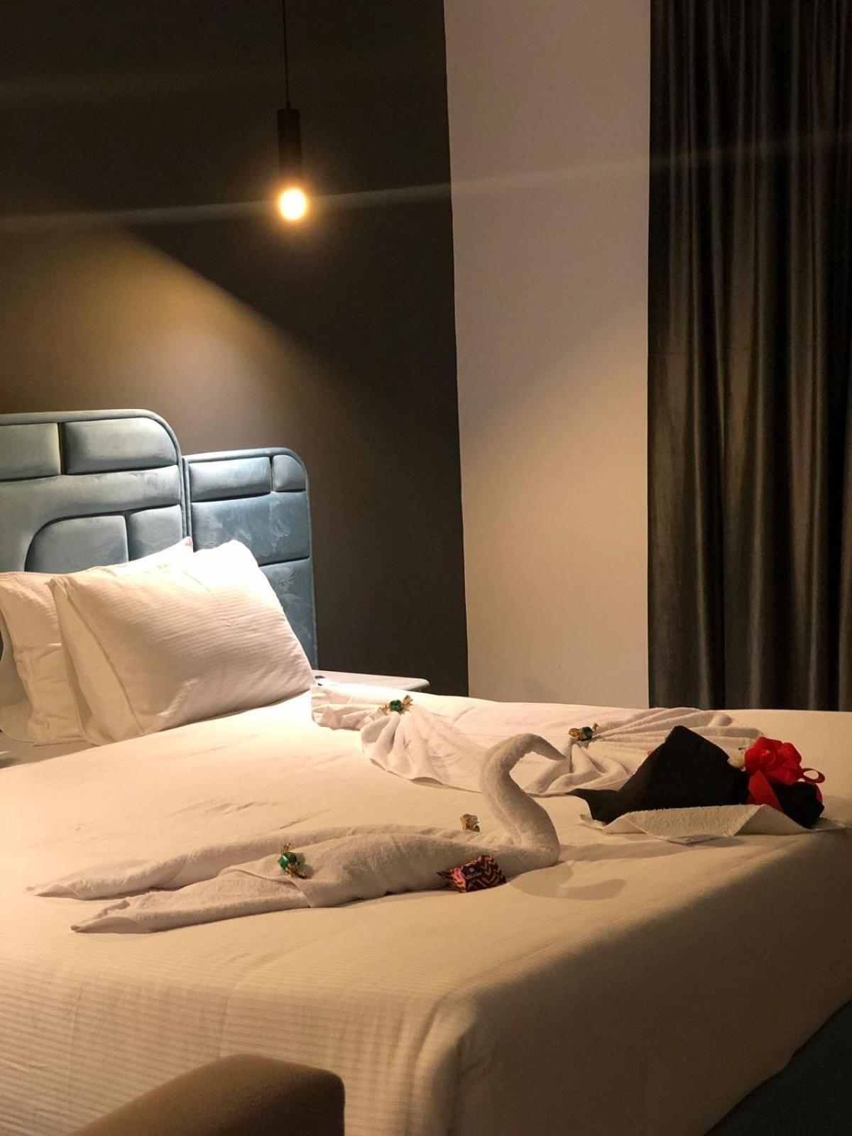 Onyx Pyramids Boutique Hotel Al Kawm al Akhdar Экстерьер фото